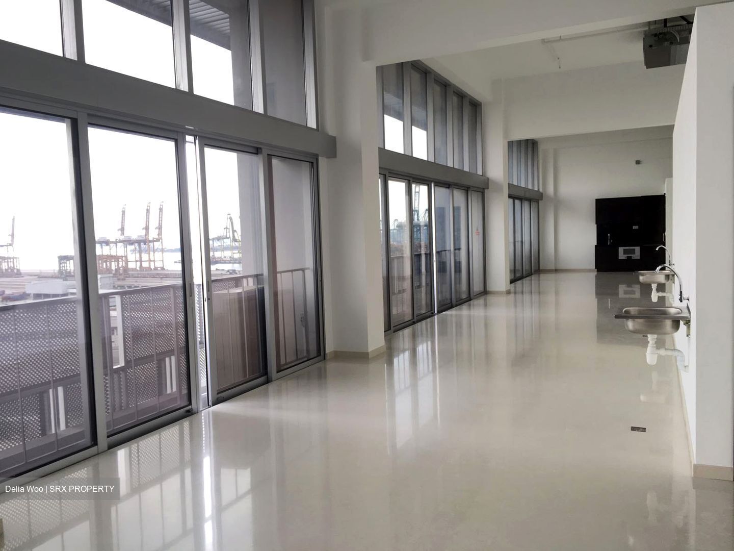 Eon Shenton (D2), Office #483686601